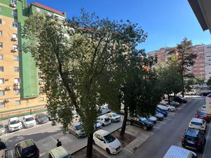 Exterior view of Flat for sale in  Sevilla Capital  with Air Conditioner, Terrace and Balcony