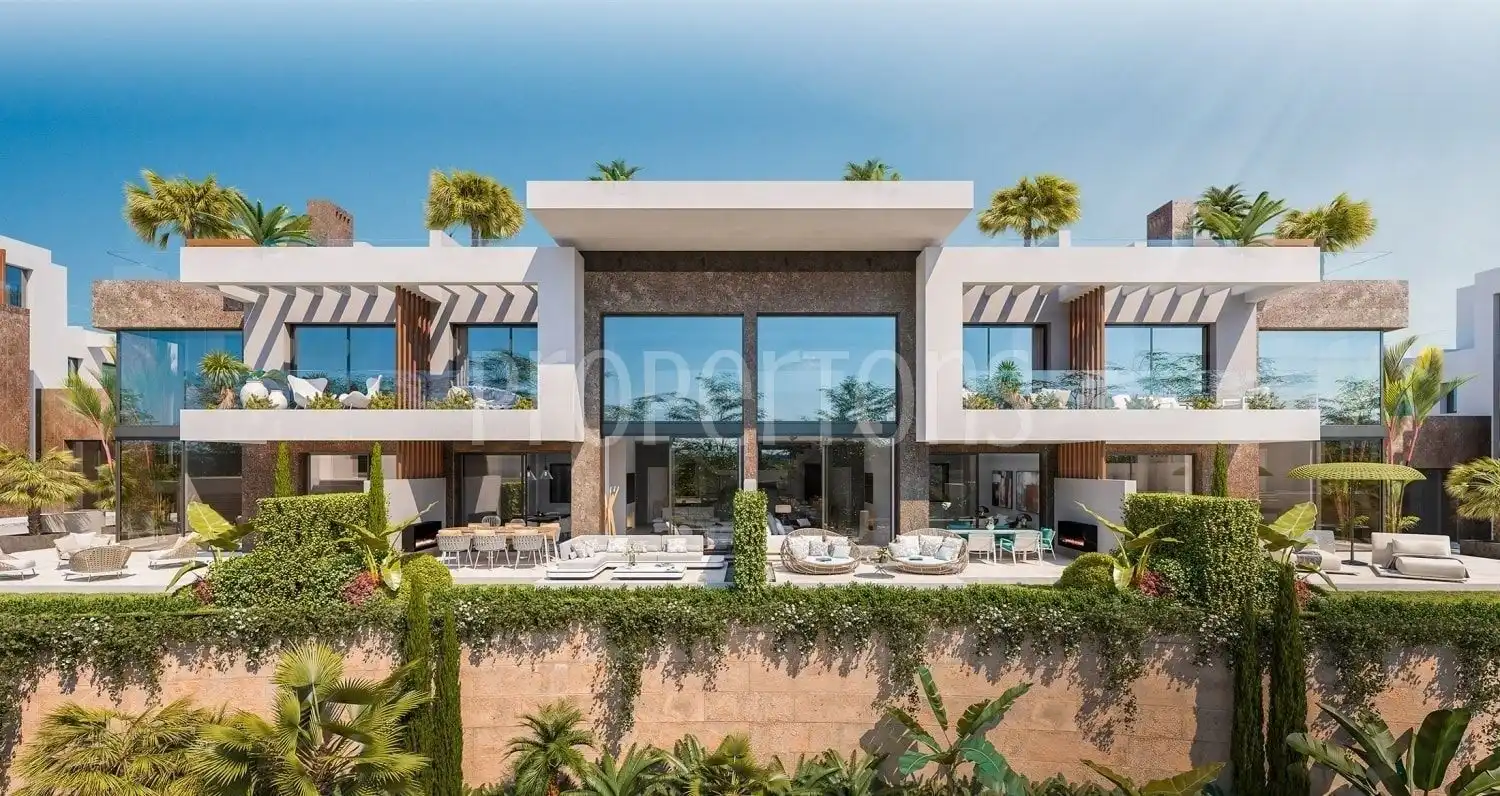Vista exterior de Casa adosada en venta en Marbella