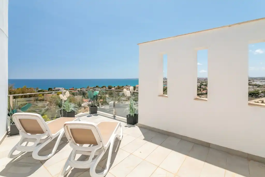 Terrace of Houses for sale in El Campello  with Air Conditioner, Private garden and Swimming Pool