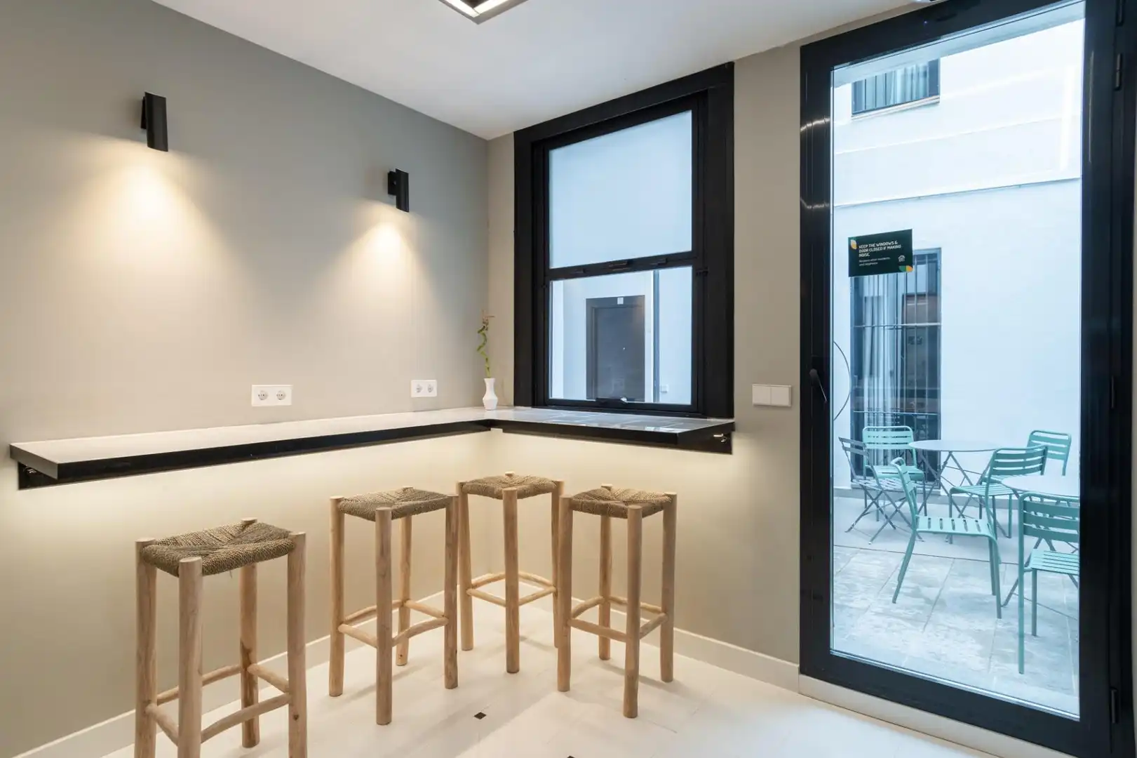 Terrace of Study for rent in Madrid  with Air Conditioner, Heating and Furnished