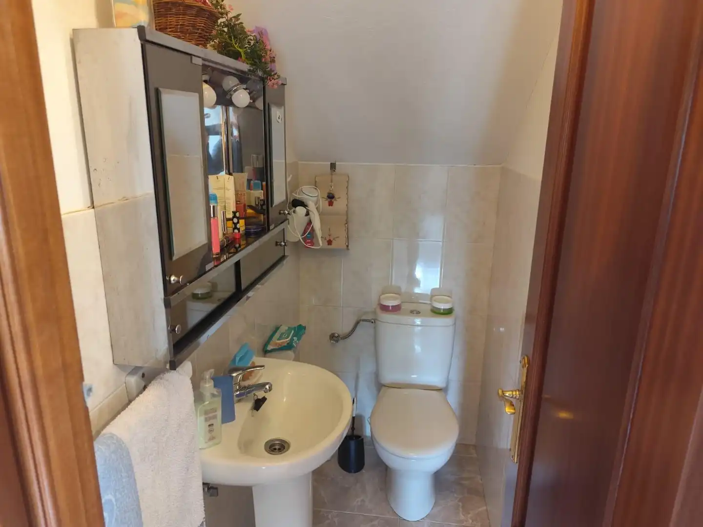 Bathroom of Houses for sale in Carballo  with Heating, Storage room and Furnished