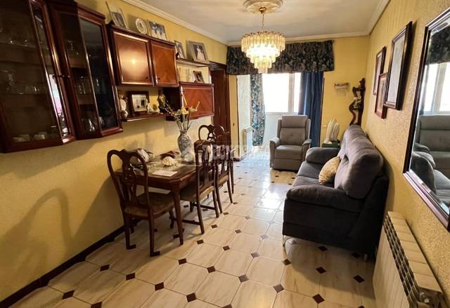 Piso en Venta en Los Rosales