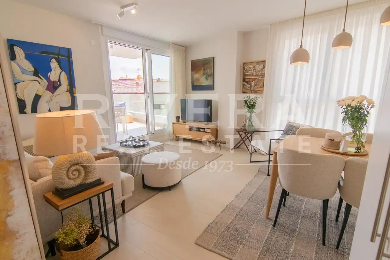 Sala d'estar de Pis en venda en Sanxenxo amb Calefacció, Terrassa i Traster