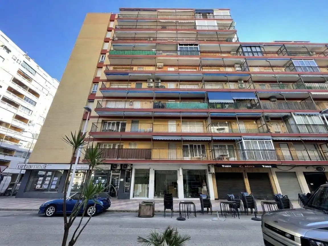 Vista exterior de Àtic en venda en Sant Antoni