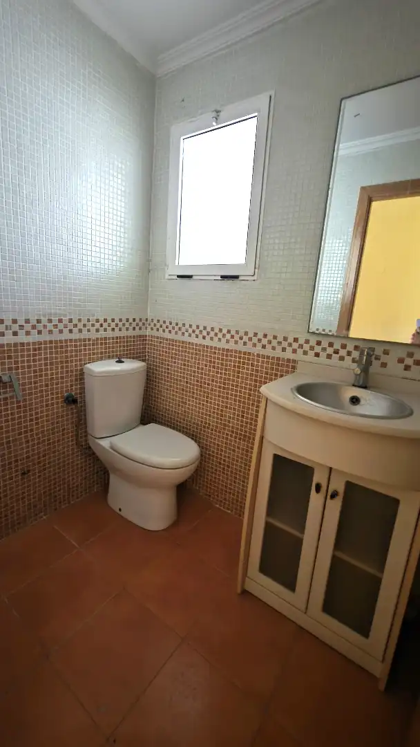 Bathroom of Flat for sale in Sollana  with Air Conditioner, Terrace and Oven
