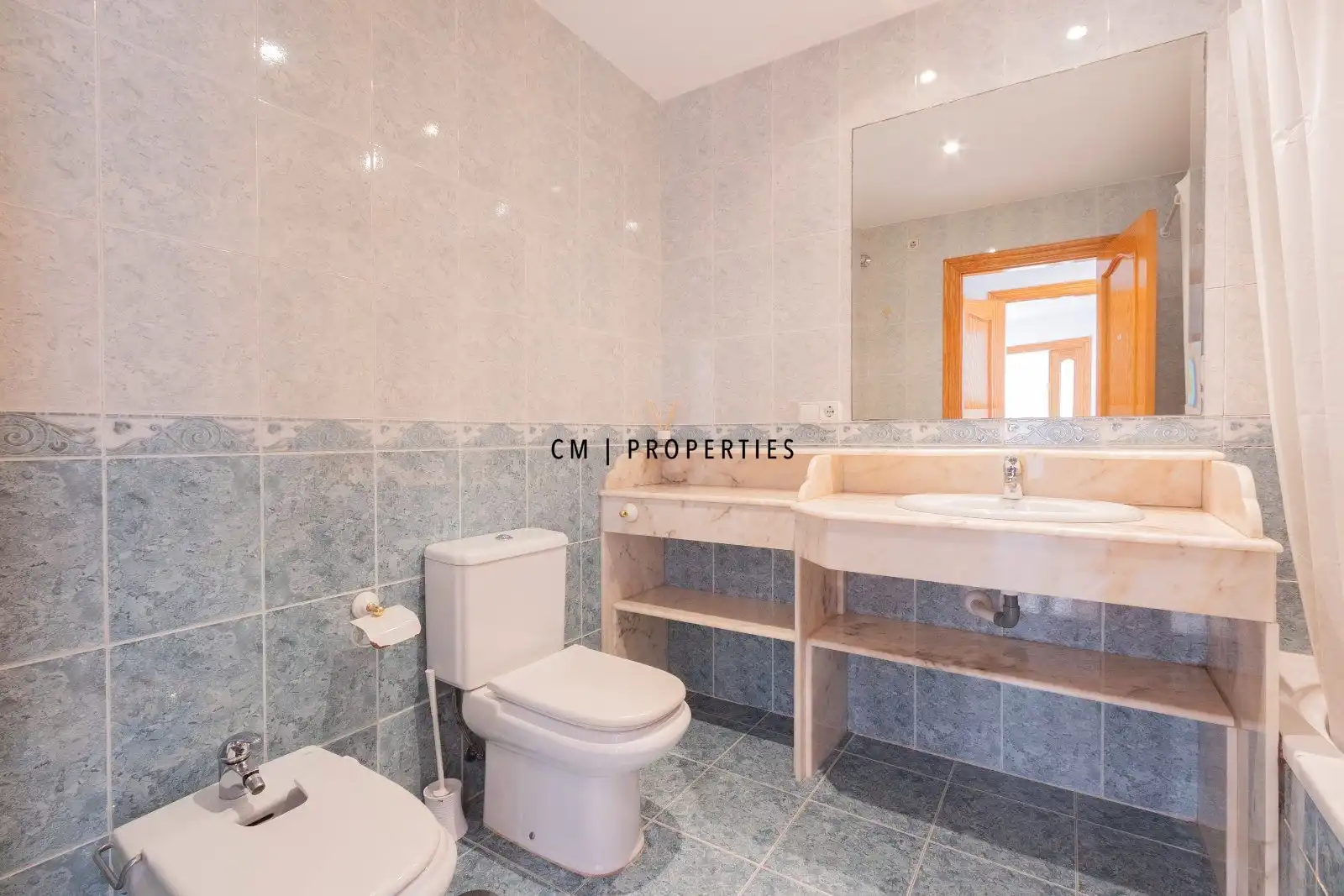 Bathroom of Flat for sale in Altea  with Air Conditioner and Terrace