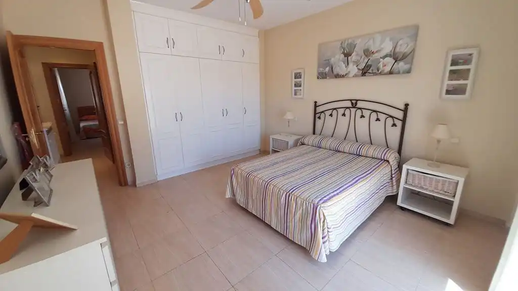 Habitación de Casa adosada en venta en Villalgordo del Júcar con Calefacción y Terraza