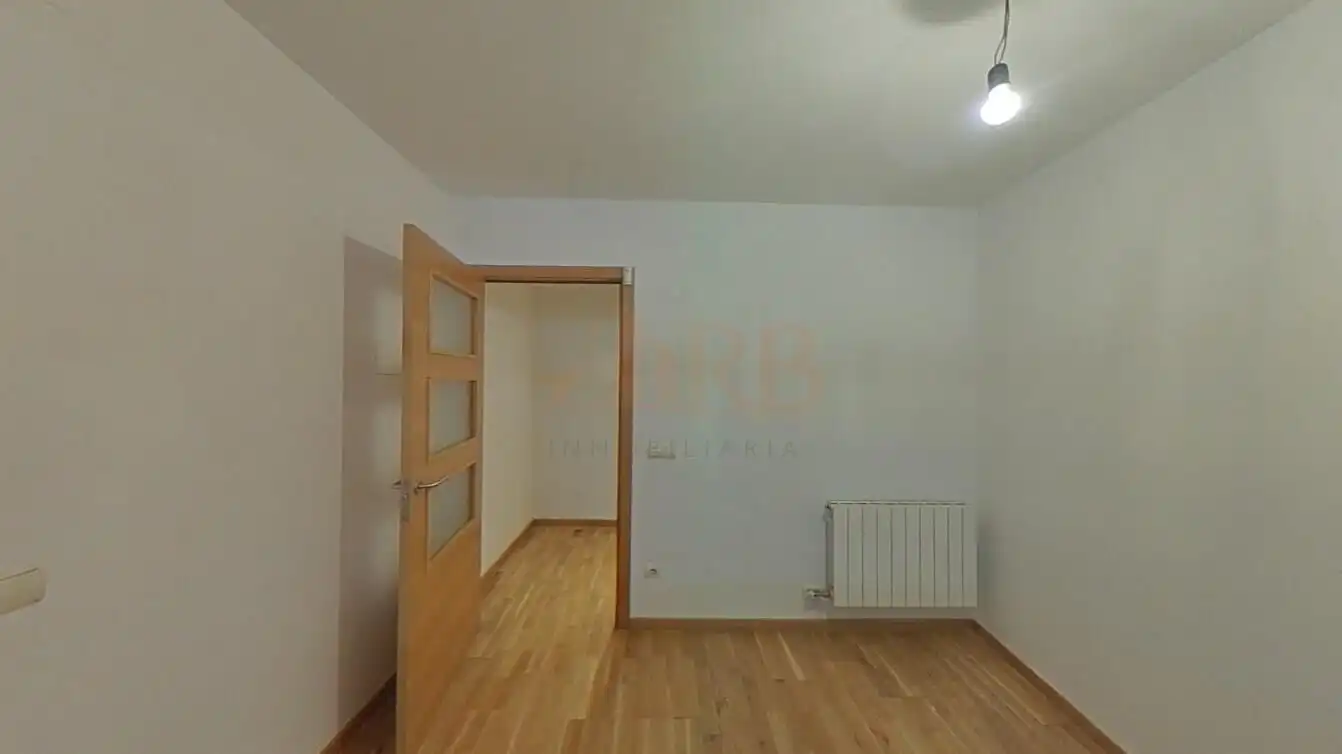 Dormitori de Pis en venda en Viladecans amb Terrassa i Balcó