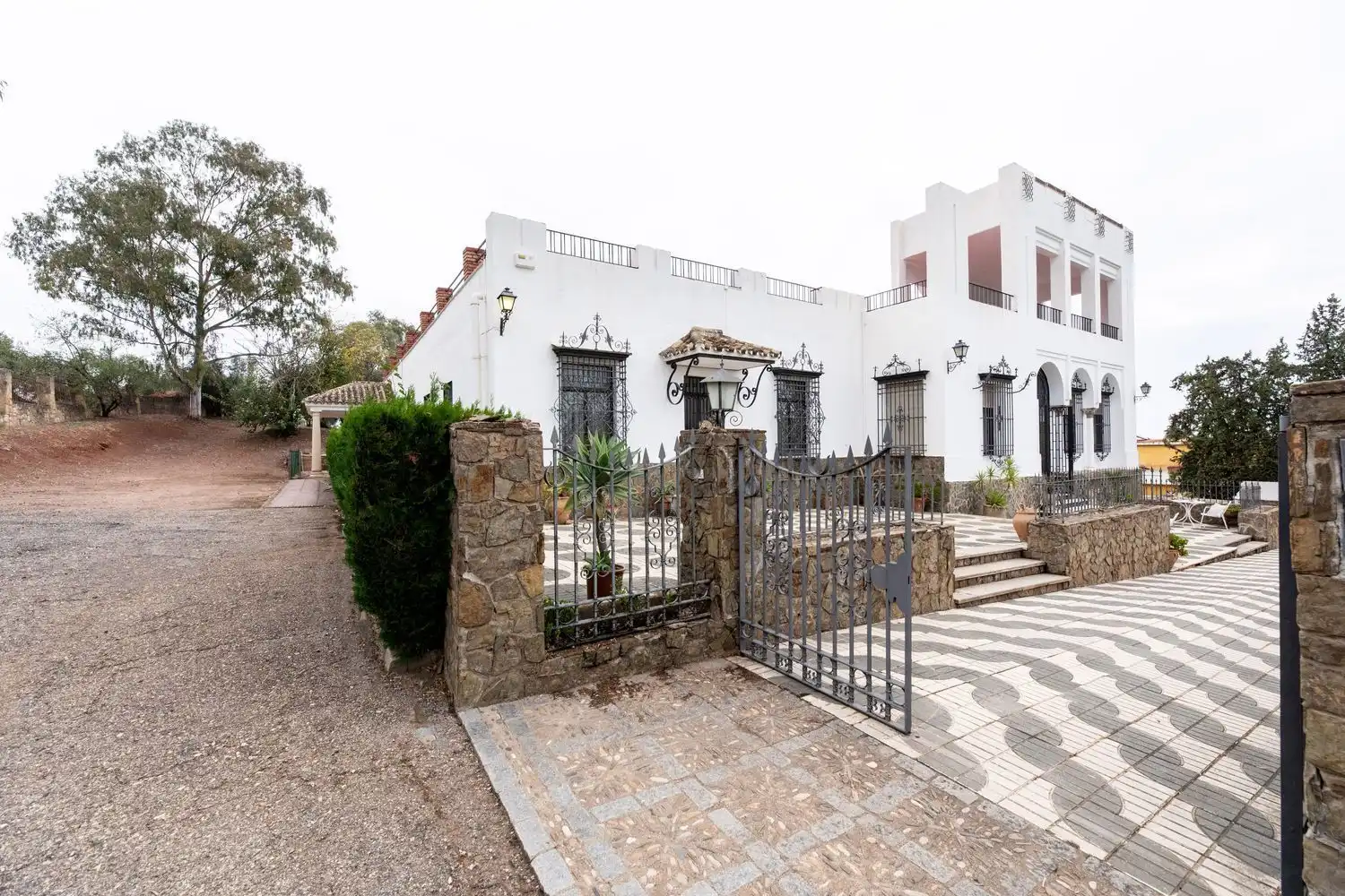 Exterior view of Houses for sale in Córdoba  with Air Conditioner, Private garden and Terrace
