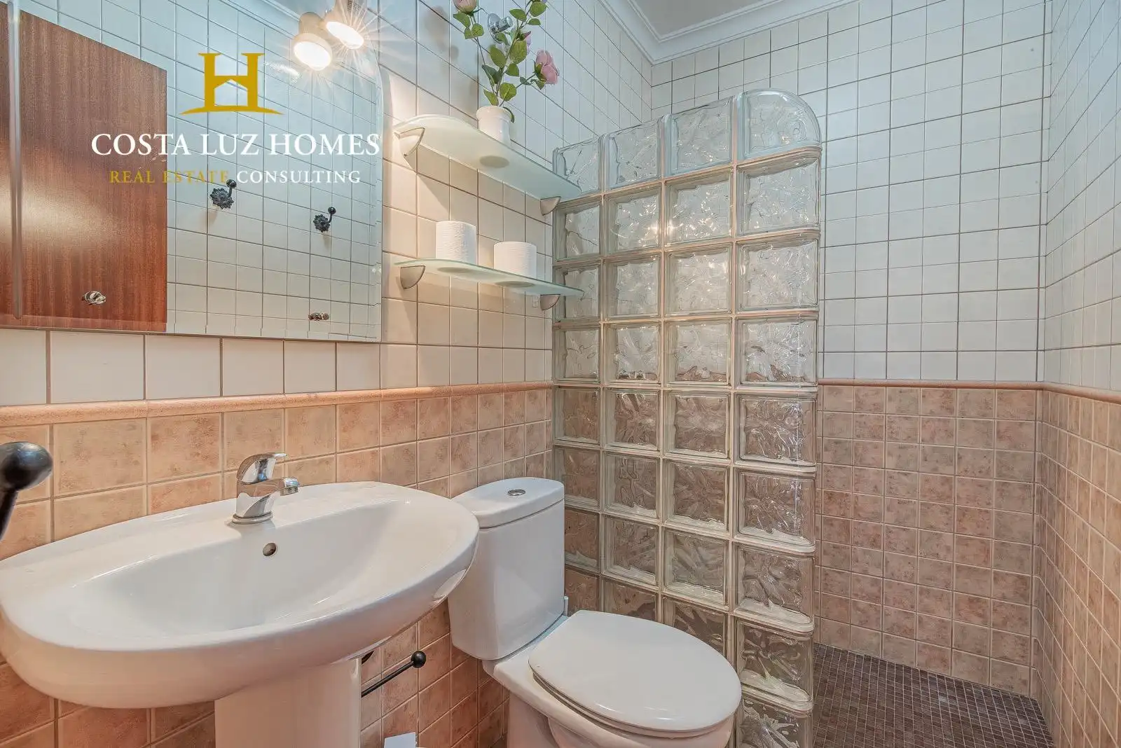 Baño de Casa o chalet en venta en Prado del Rey con Jardín privado, Terraza y Trastero