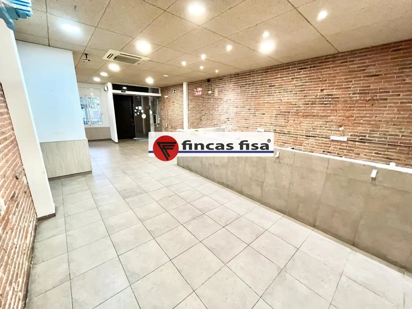 Local comercial en venda a Centre - Nucli Antic, imagen 7
