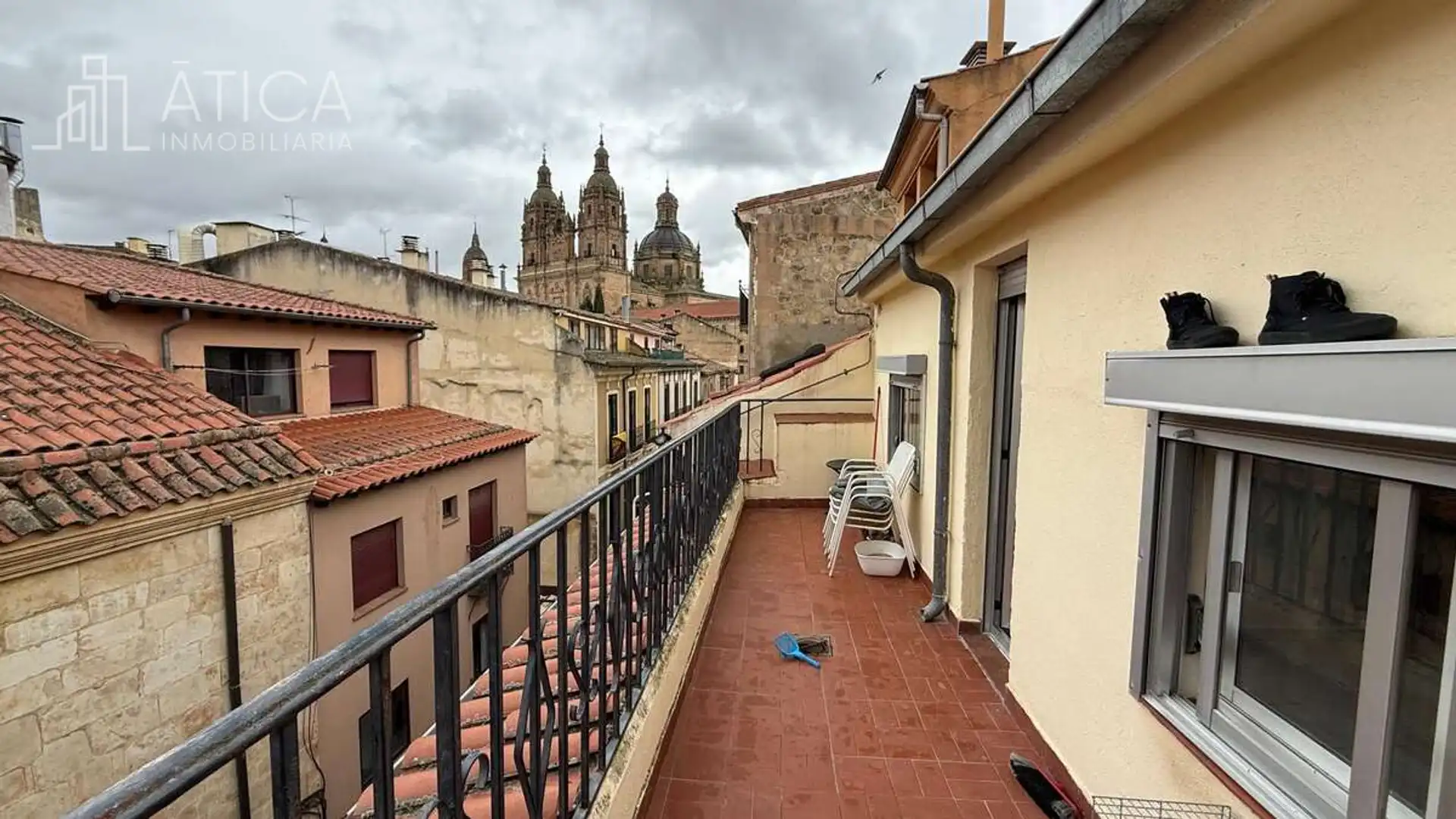 Exterior view of Apartments for rent in Salamanca Capital  with Heating, Terrace and Furnished