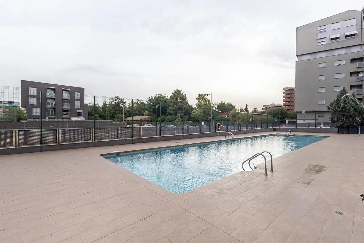 Piscina de Àtic de lloguer en Granada