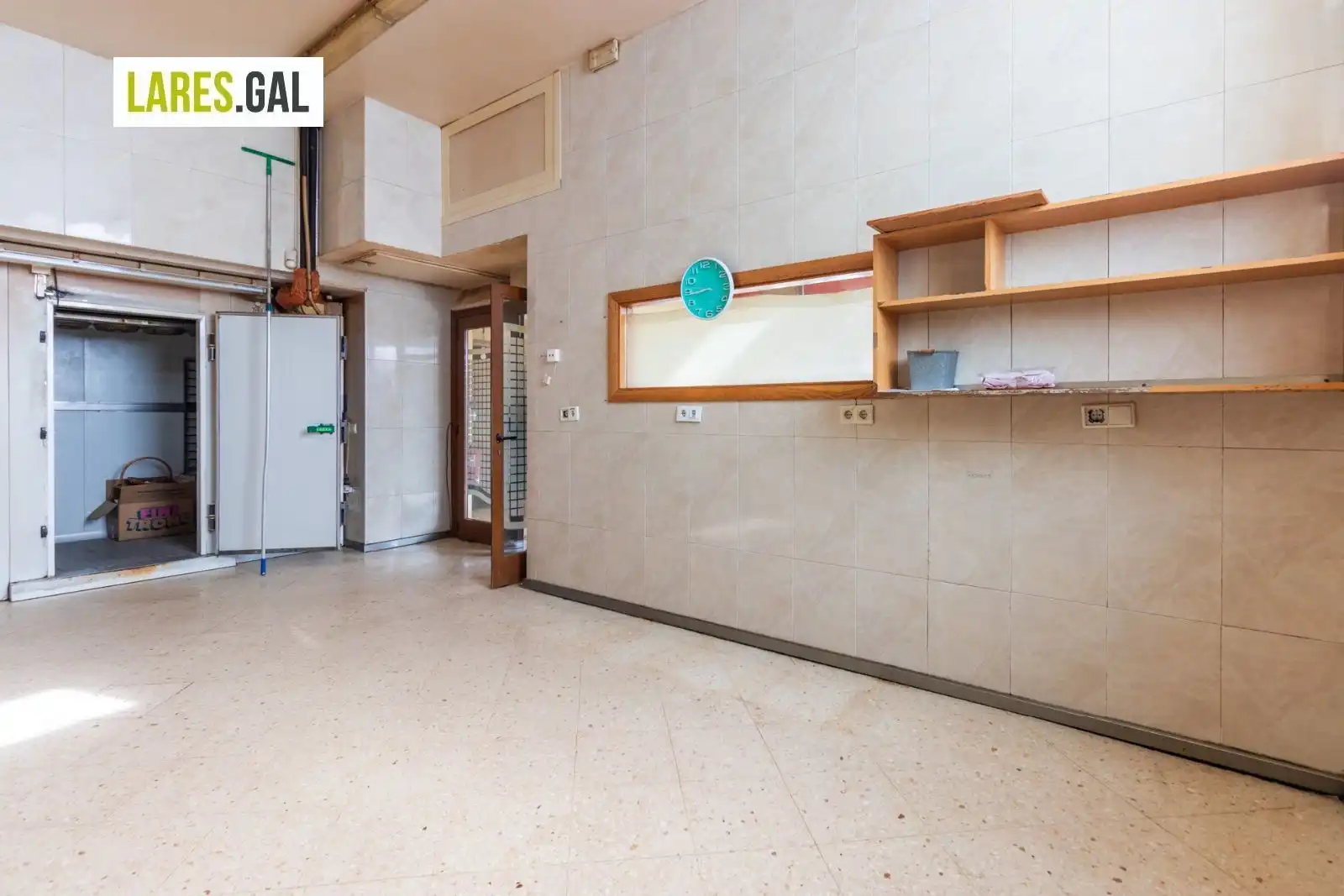 Kitchen of Commercial properties for sale in Cangas   with Air Conditioner