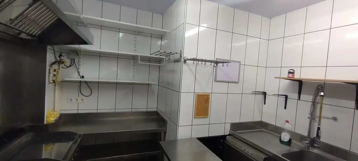 Local comercial en venta en Calle Torrente Ballester, imagen 28
