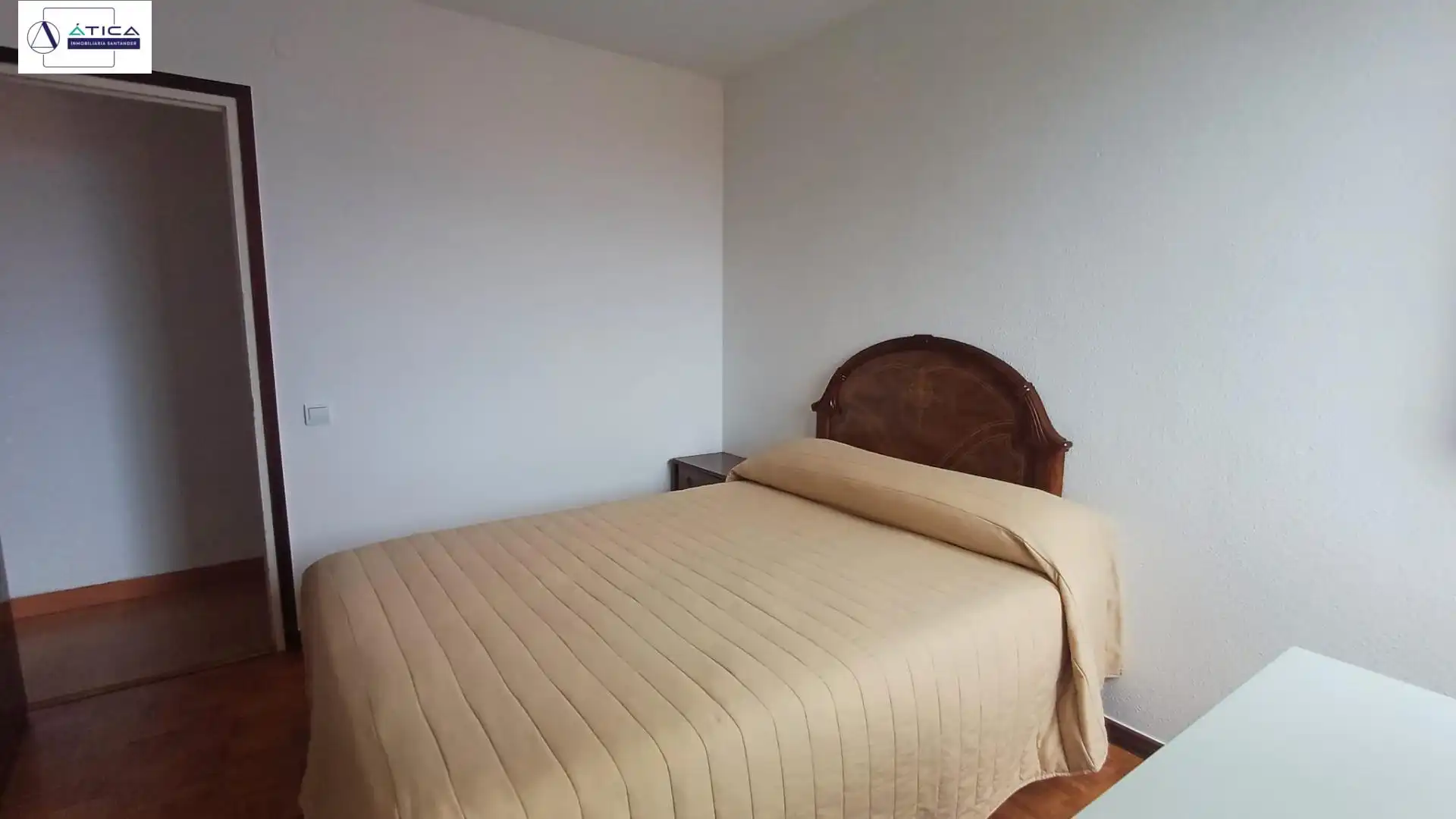 Bedroom of Flat for sale in Santander  with Parquet flooring and Terrace