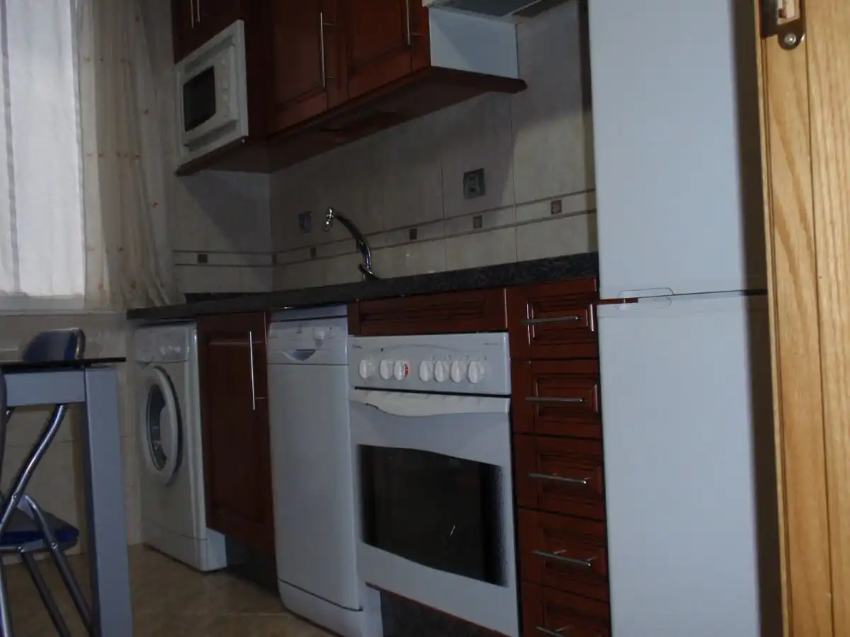 Cocina de Piso de alquiler en Salamanca con Calefacción, Amueblado y Balcón