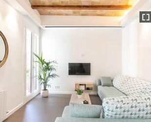 Living room of Flat to rent in  Barcelona Capital  with Air Conditioner, Heating and Furnished