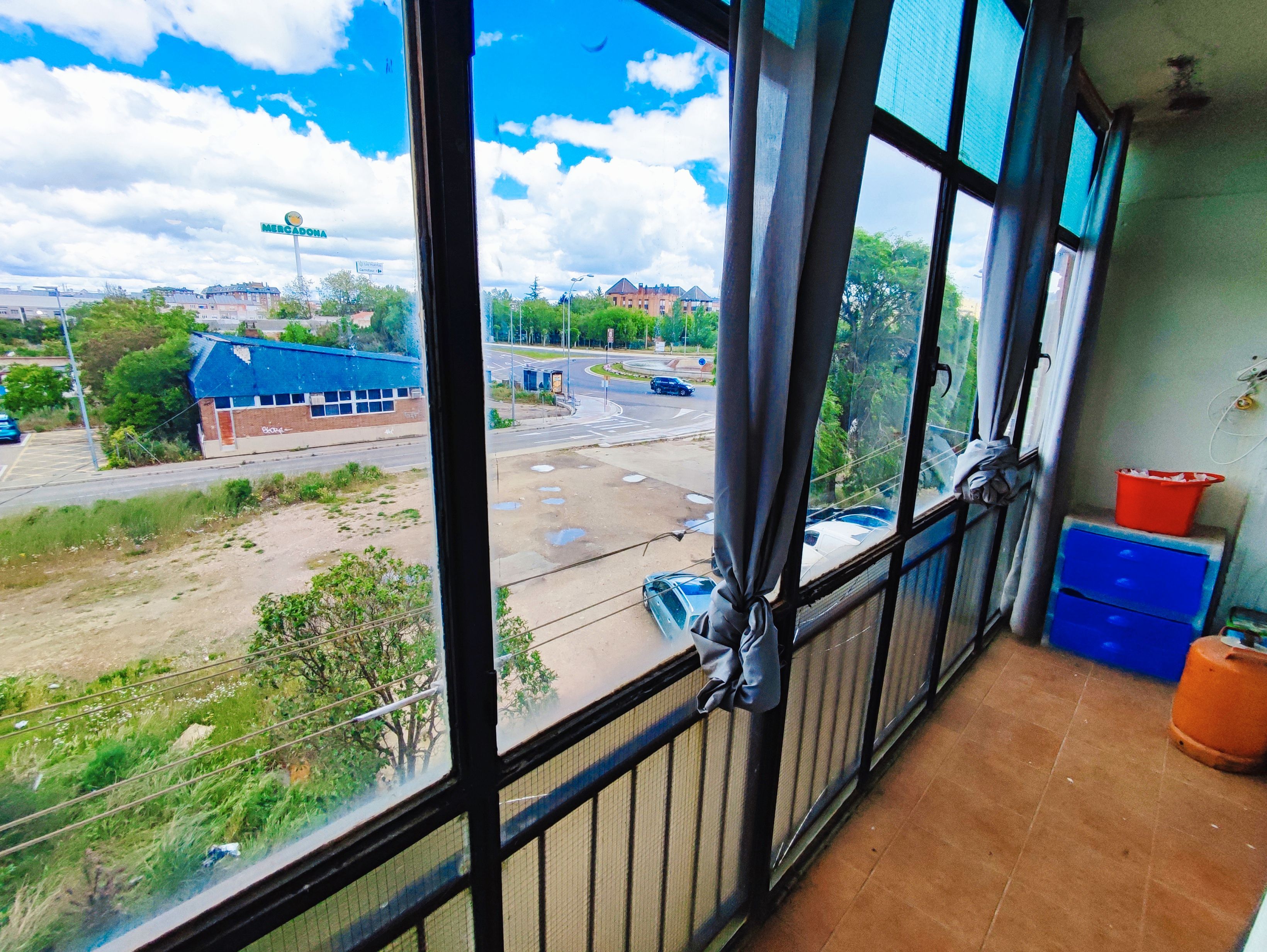 Exterior view of Flat for sale in Palencia Capital  with Heating, Terrace and Furnished
