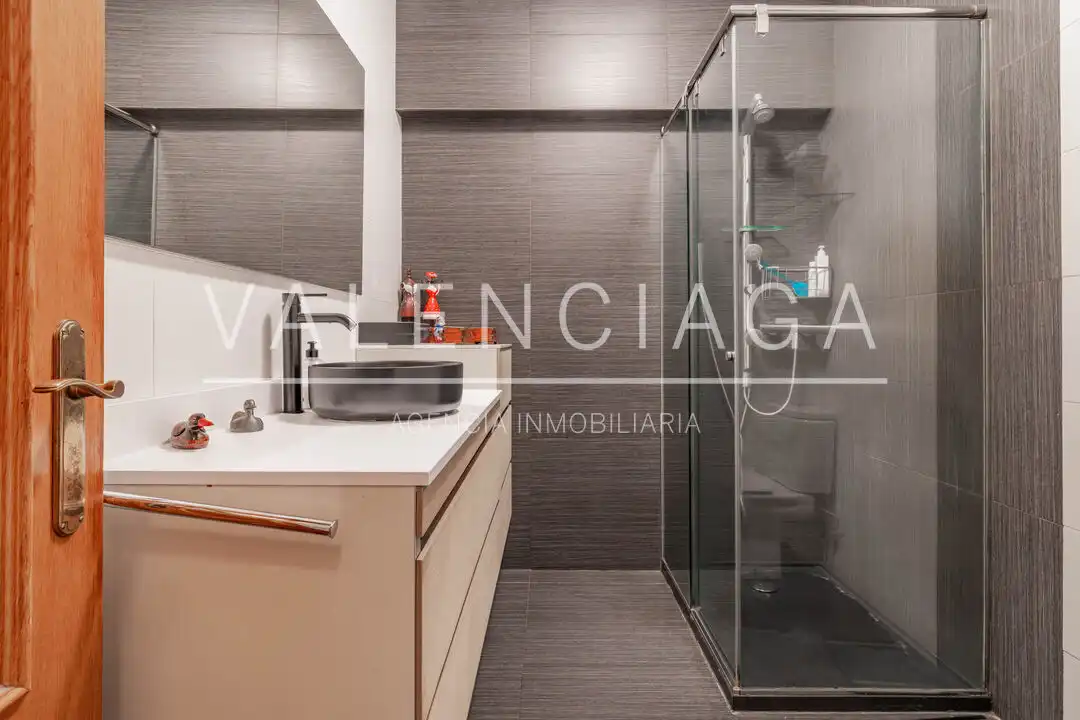 Piso con terraza en venta en Bergara Kalea, imagen 9