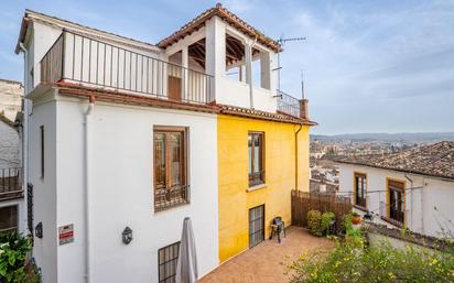 Exterior view of House or chalet for sale in  Granada Capital  with Air Conditioner, Private garden and Terrace