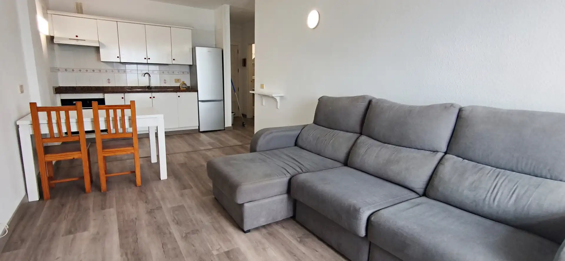 Living room of Flat for rent in San Cristóbal de la Laguna  with Oven, Washing machine and Balcony
