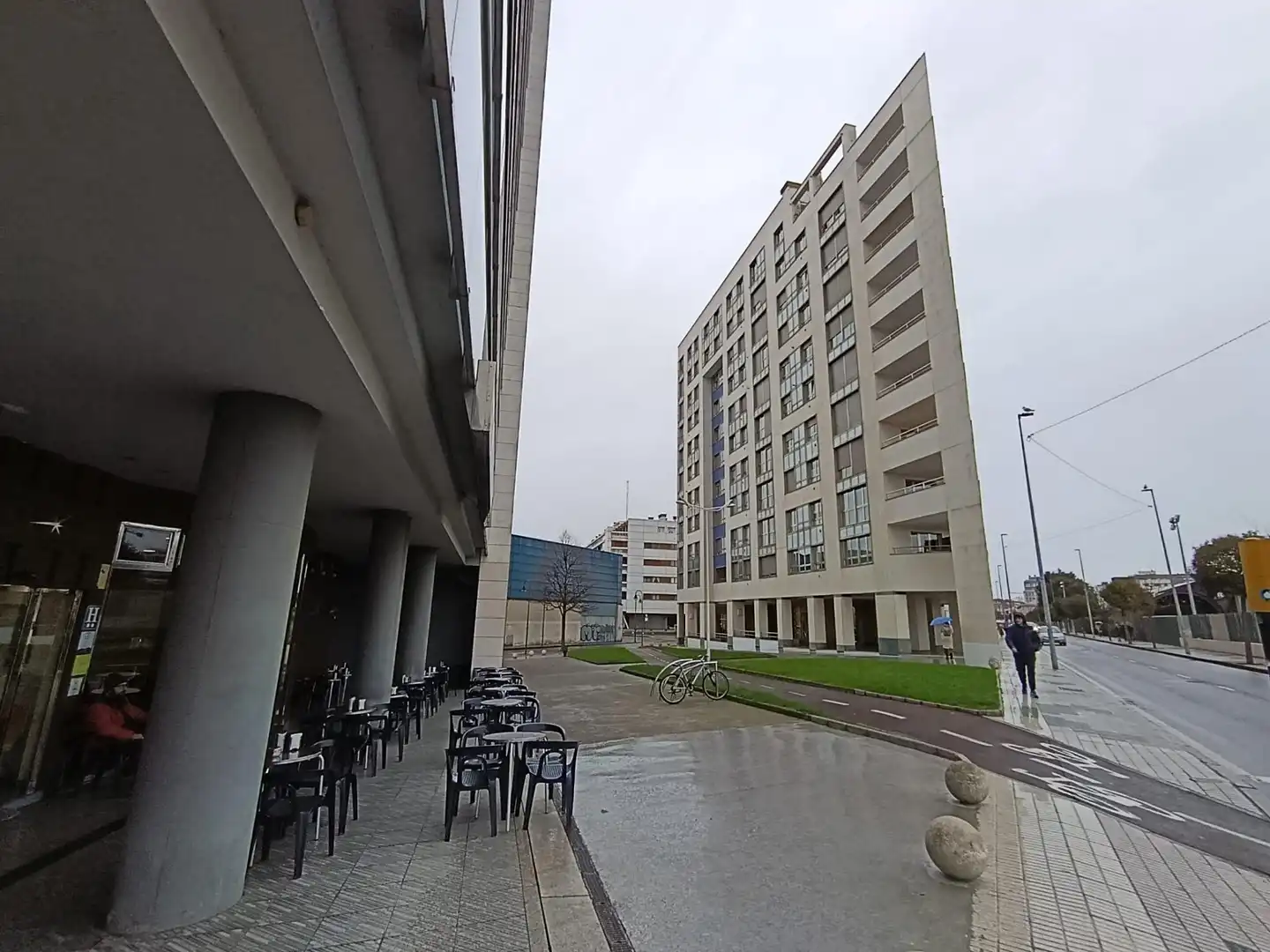 Vista exterior de Pis en venda en Gijón  amb Terrassa, Traster i Moblat