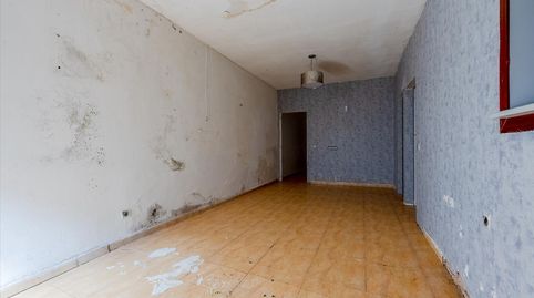 Foto 4 de Casa adosada en venda a Letur, Poble Nou, Terrassa