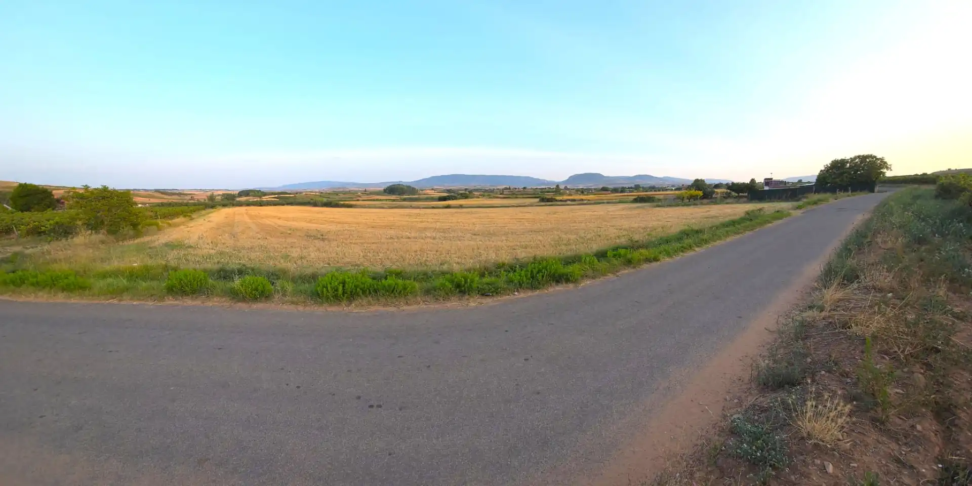 Rustikales Grundstück zum Verkauf in Villamediana de Iregua, imagen 2
