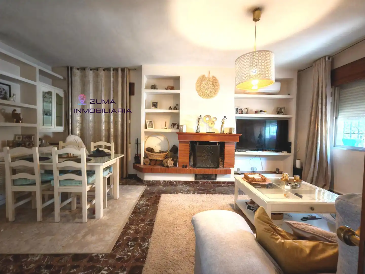 Living room of Houses for sale in Málaga  with Air Conditioner and Terrace