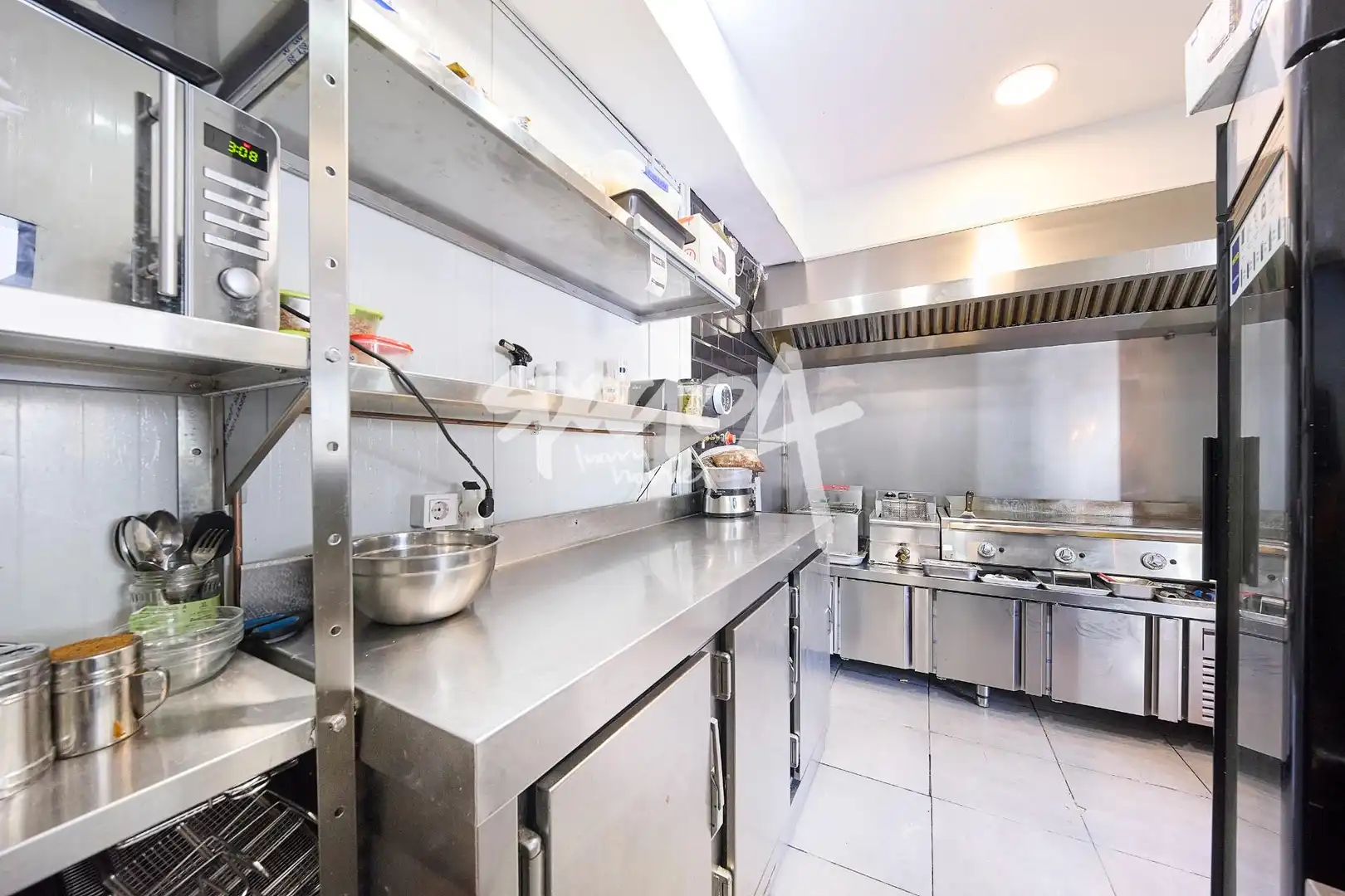 Cocina de Local en traspaso en Madrid con Aire acondicionado