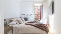 Bedroom of Flat for sale in  Madrid Capital  with Air Conditioner and Balcony