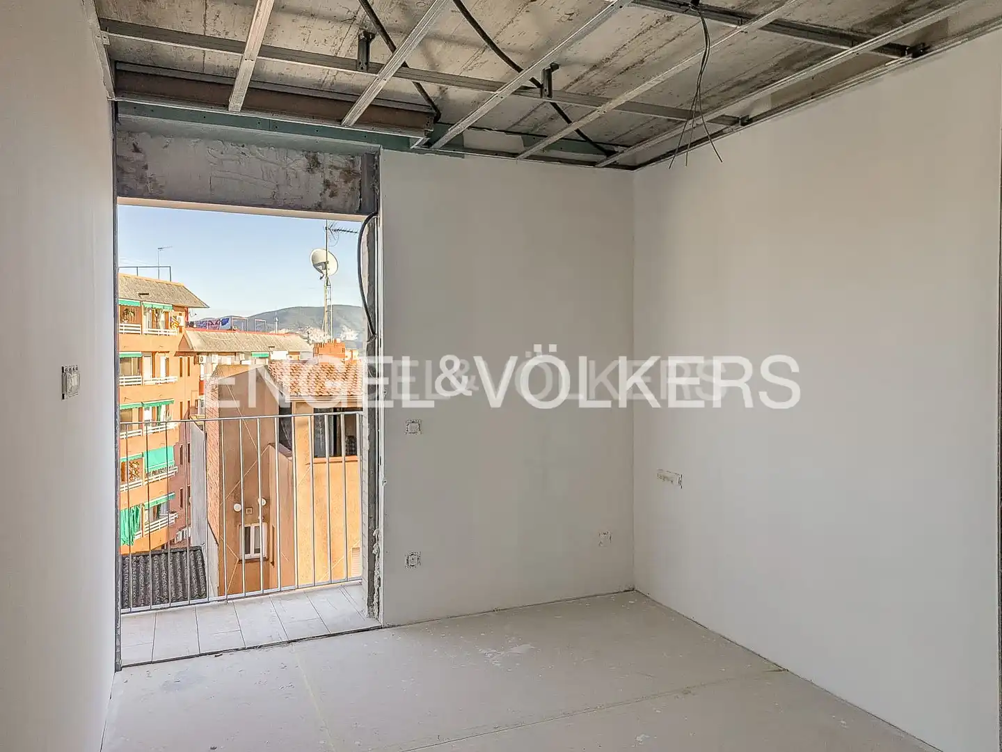 Attic for sale in Santa Perpètua de Mogoda