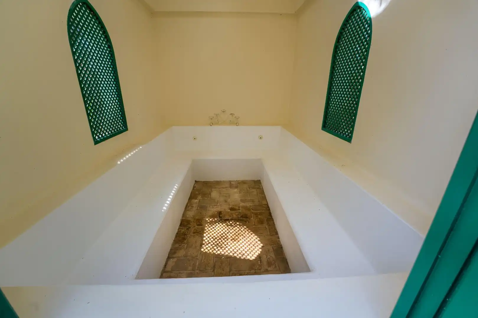 Casa o xalet en venda en Sanlúcar la Mayor amb Aire condicionat, Jardí privat i Terrassa