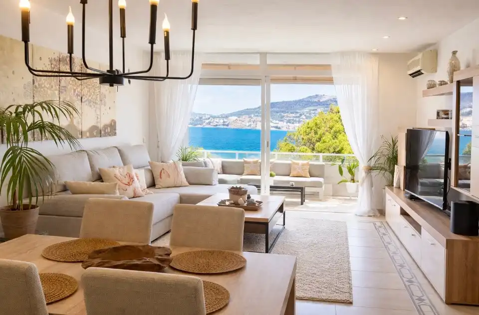 Living room of Flat for rent in Calvià  with Air Conditioner, Furnished and Oven