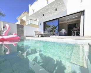 Piscina de Casa o xalet en venda en Nerja amb Terrassa i Piscina