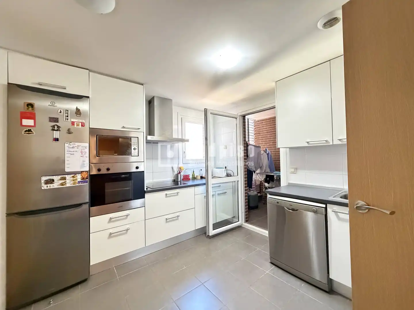 Cocina de Piso de alquiler en Las Rozas de Madrid con Jardín privado, Terraza y Trastero