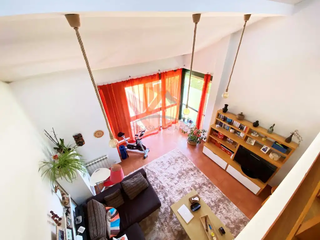 Sala de estar de Casa o chalet en venta en Teo con Jardín privado, Terraza y Piscina
