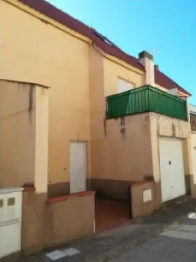 Maison mitoyenne à vendre à Pioz