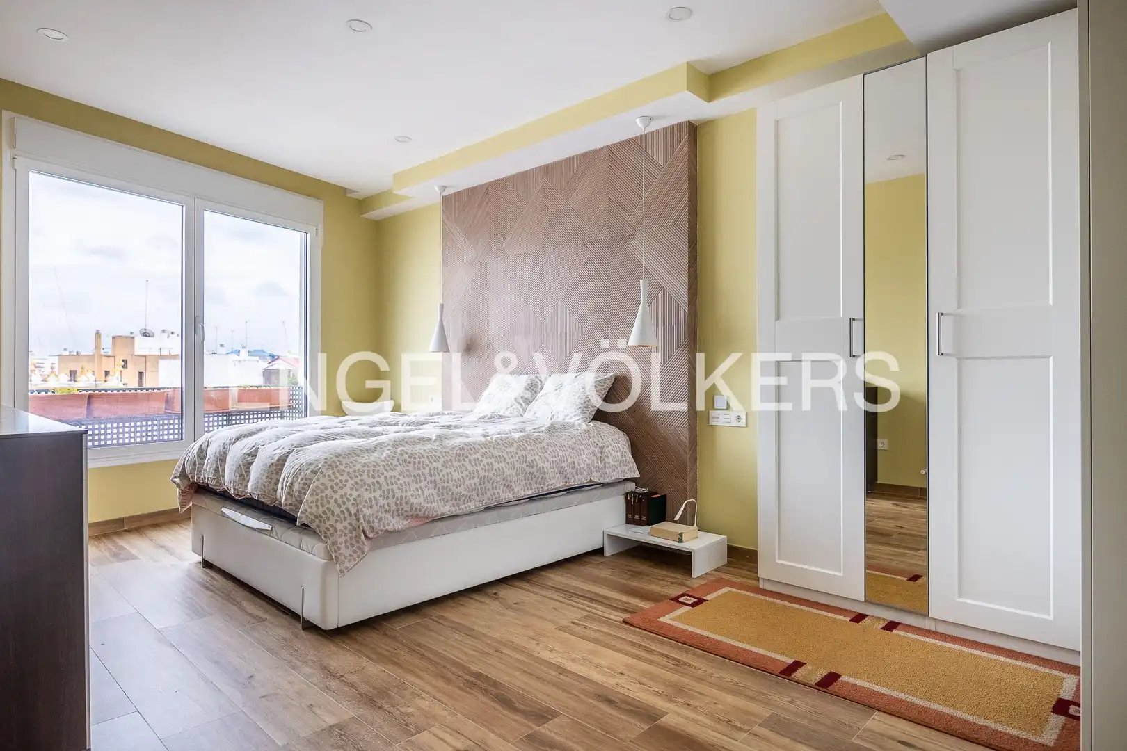 Habitación de Piso en venta en Sevilla con Aire acondicionado y Calefacción
