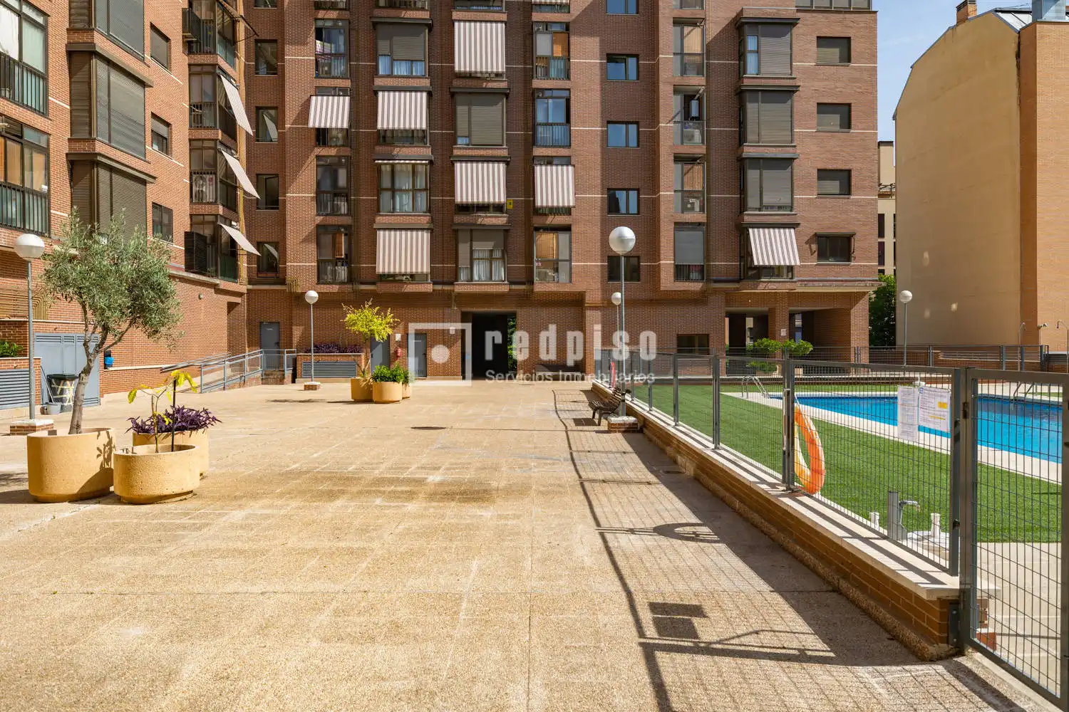 Terraza de Piso en venta en Madrid con Aire acondicionado, Calefacción y Jardín privado