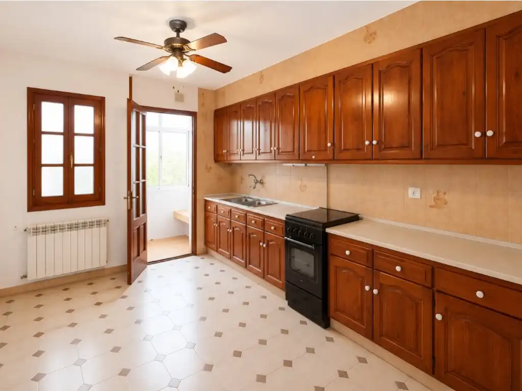 Kitchen of Flat for sale in Vilanova i la Geltrú