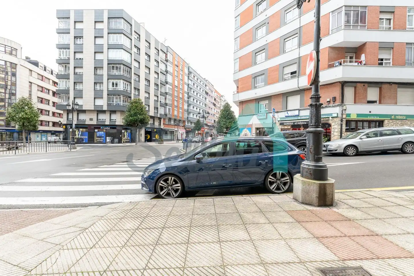 Parking of Commercial properties for rent in Oviedo 