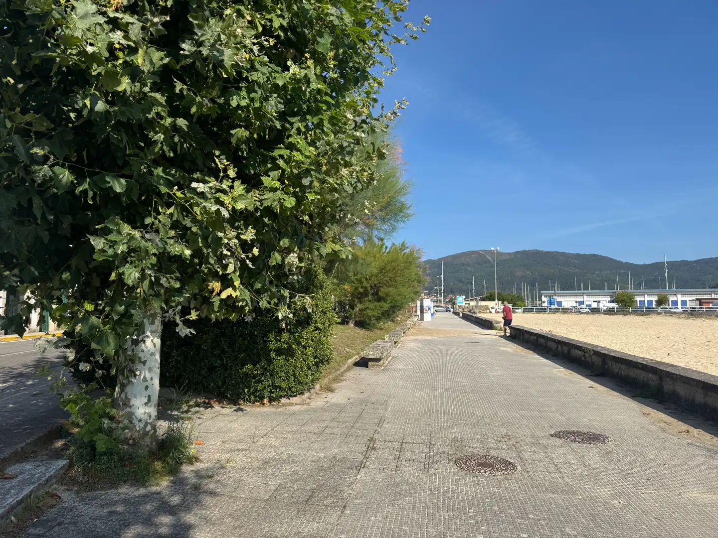 Vista exterior de Finca rústica en venda en Muros amb Terrassa, Moblat i Balcó