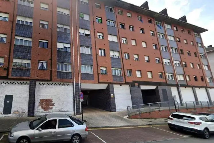 Vista exterior de Pis en venda en Oviedo 
