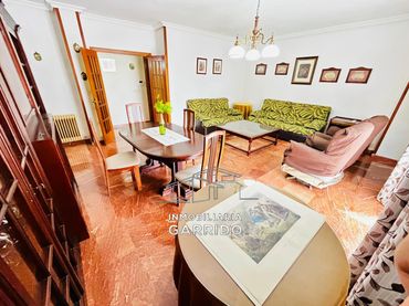 Piso con balcón en venta en Calle Obispo Cobos 20