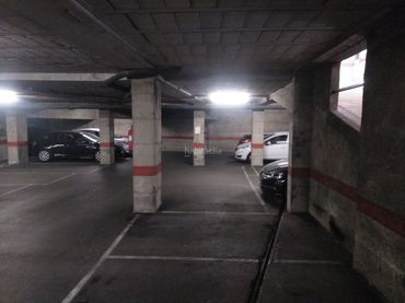 Single parking space to rent in Carrer de la Creu 3