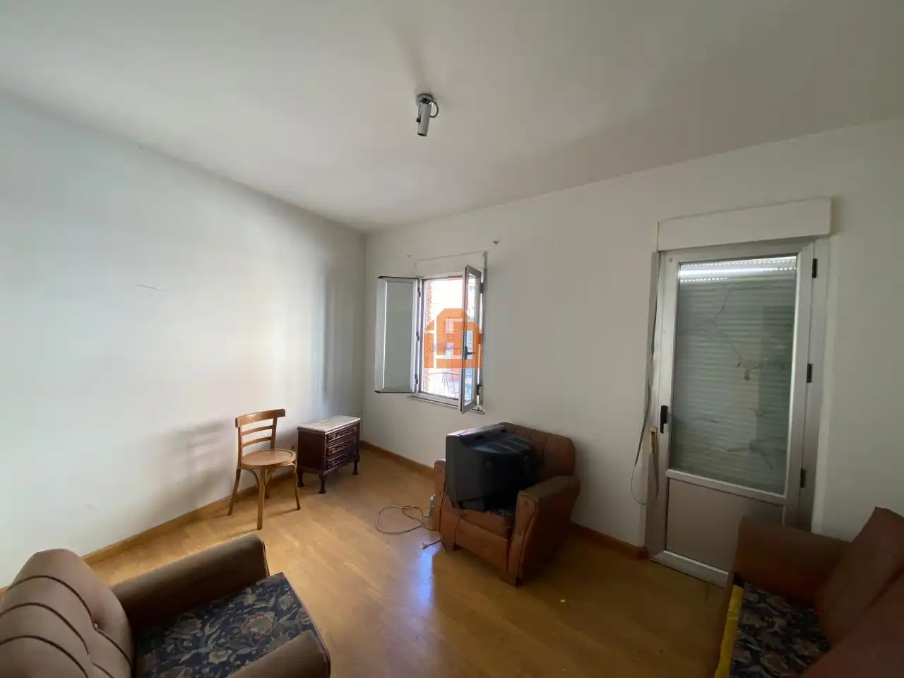 Sala de estar de Edificio en venta en León Capital 