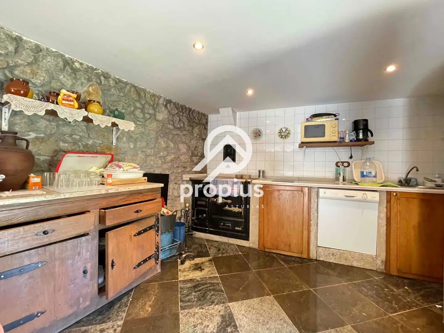 Chalet con terraza en venta en Nueva, imagen 28