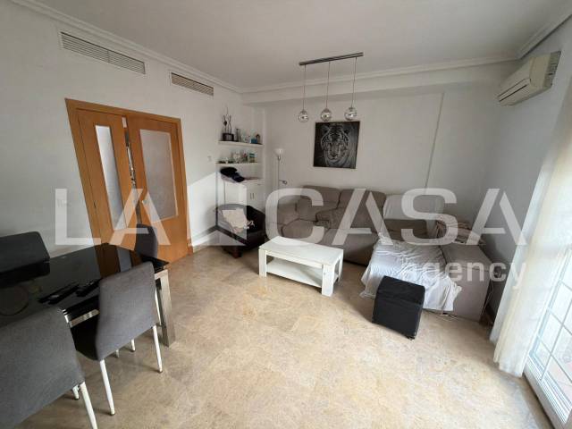 Casa adosada en Venta en Olivar de Quintos